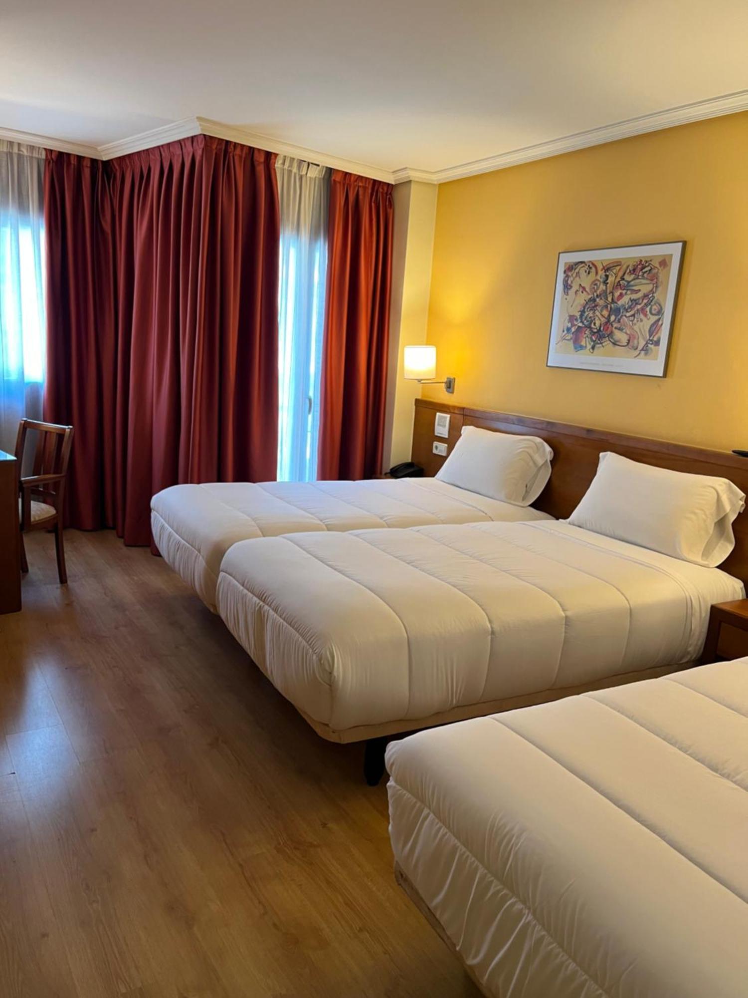 U Hotel Ogalia Vigo Exterior photo